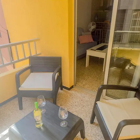 شقة Sea Breeze By Helloapartments *