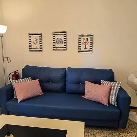 Apartment Sea Breeze By Helloapartments *